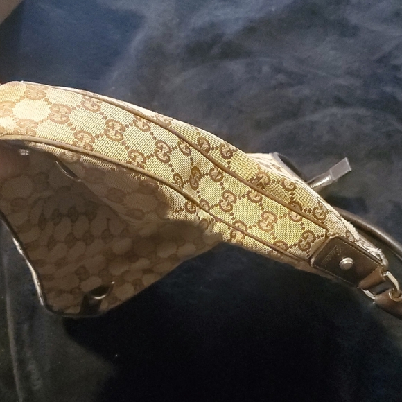 Authentic Gucci Tan and Brown Monogram Shoulder Bag - Picture 13 of 16